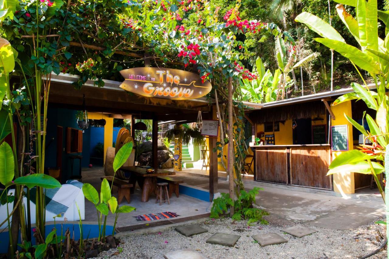 Sintonia Surf Hostel E Bar Ubatuba Bagian luar foto