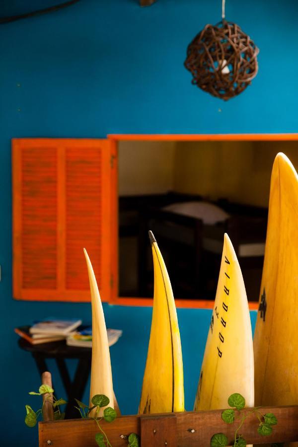 Sintonia Surf Hostel E Bar Ubatuba Bagian luar foto