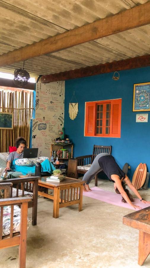 Sintonia Surf Hostel E Bar Ubatuba Bagian luar foto