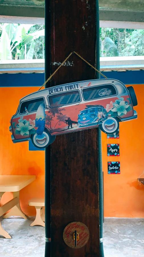 Sintonia Surf Hostel E Bar Ubatuba Bagian luar foto