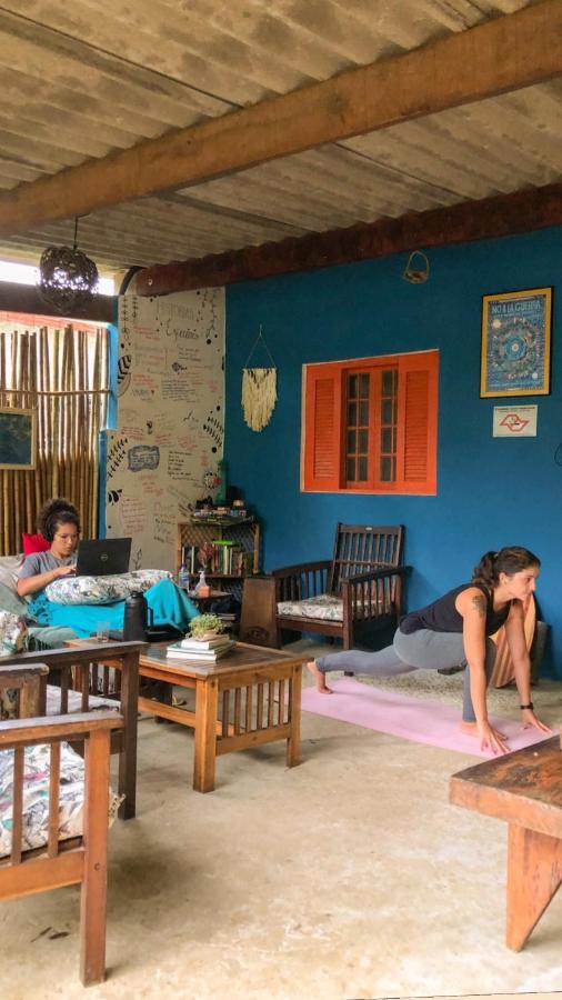 Sintonia Surf Hostel E Bar Ubatuba Bagian luar foto